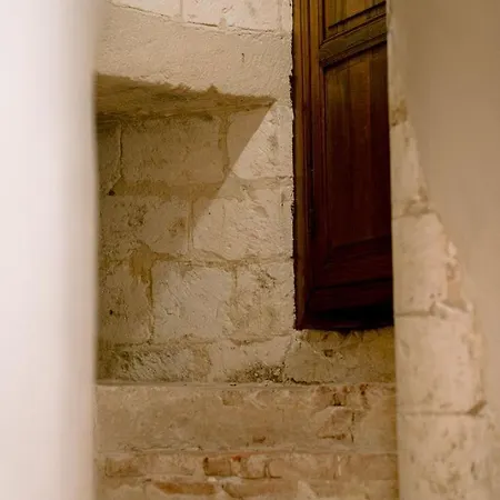 בית הארחה La Maison Du Prevot - Maison D Hotes De Charme Au Pied De La Cathedrale Sainte Cecile D La Maison Du Prevot - Charming At Foot Of Cathedral אלבי