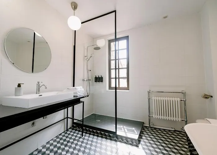 La Maison Du Prevot - Maison D Hotes De Charme Au Pied De La Cathedrale Sainte Cecile D La Maison Du Prevot - Charming At Foot Of Cathedral 3*