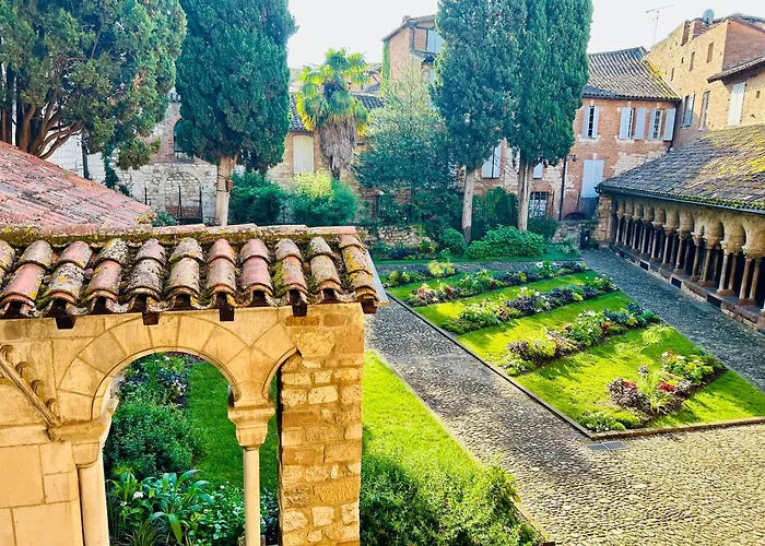 La Maison Du Prevot - Maison D Hotes De Charme Au Pied De La Cathedrale Sainte Cecile D La Maison Du Prevot - Charming At Foot Of Cathedral Albi