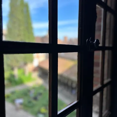 La Maison Du Prevot Affittacamere *