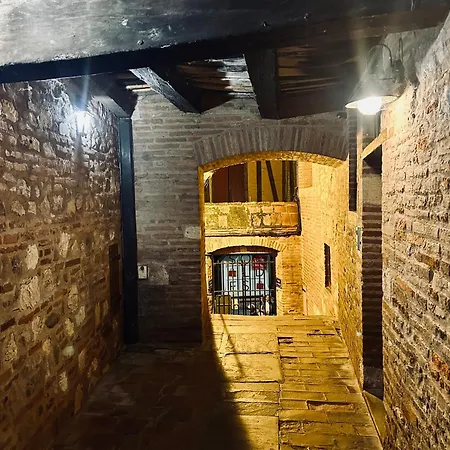 La Maison Du Prevot Affittacamere *